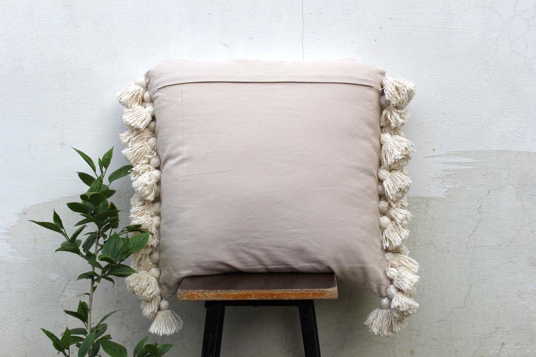 Set of  2 White Color 20X20 Chenille Cushion Cover with Tassels